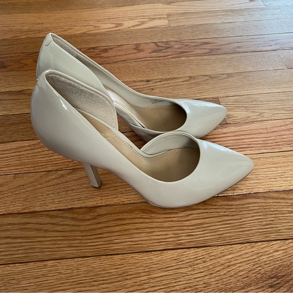 BCBG Nude Heels - Picture 2 of 8